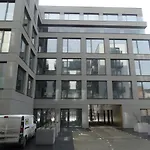 Black&White Apartment Bis - Male Garbary 8