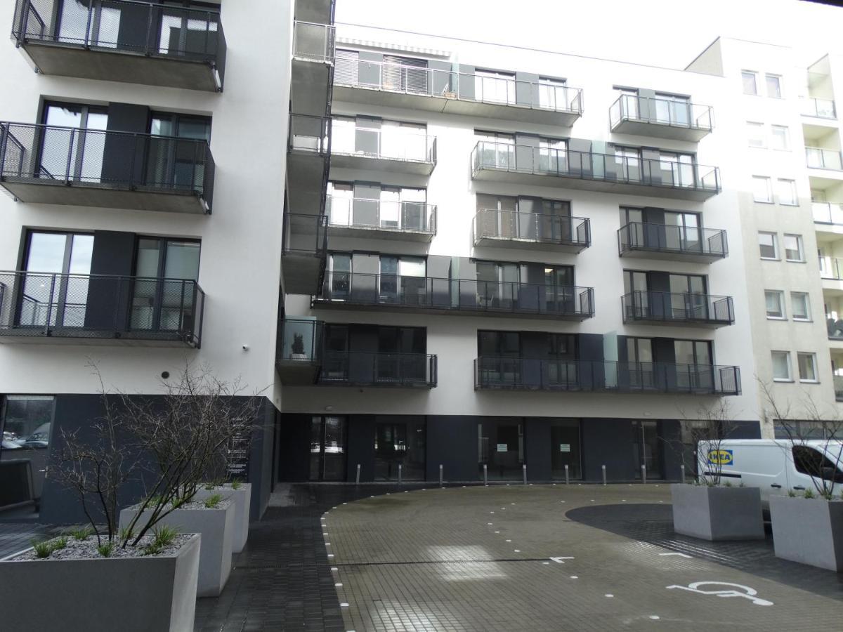 Apartment Black&white Bis - Male Garbary 8